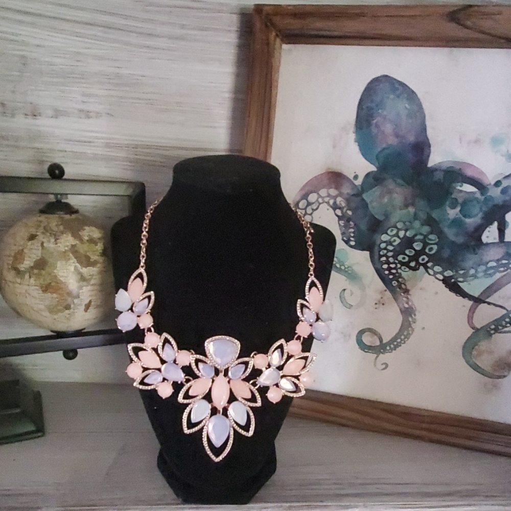 Modcloth vintage rose gold necklace